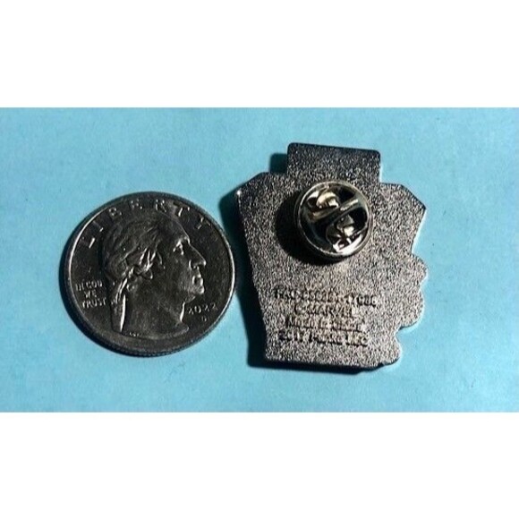 2017 Guardians of the Galaxy: GAMORA Enamel Pin Funko MARVEL Collector Corp - Picture 2 of 2